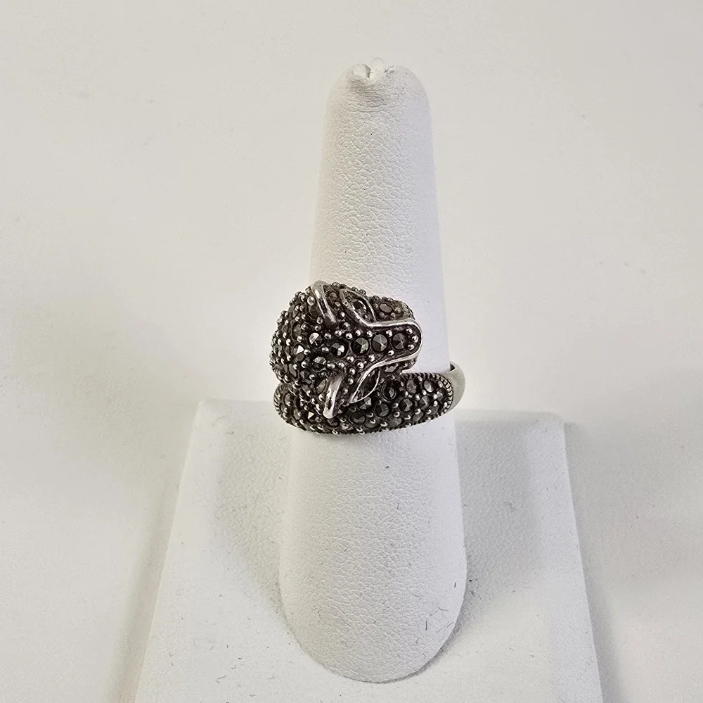 Elegant Sterling Silver 925 Panther Ring